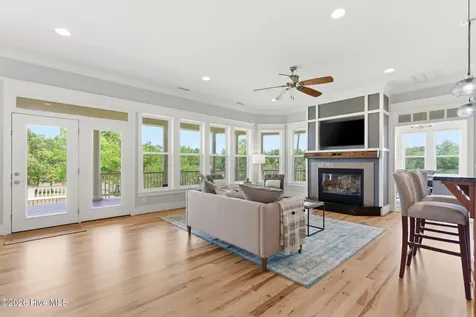 294 Crane Pointe Hampstead NC 28443