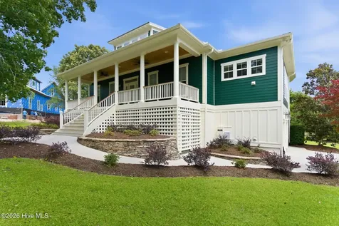 294 Crane Pointe Hampstead NC 28443