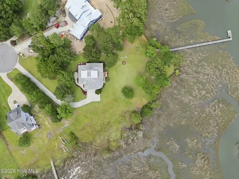 294 Crane Pointe Hampstead NC 28443