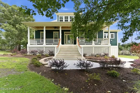 294 Crane Pointe Hampstead NC 28443