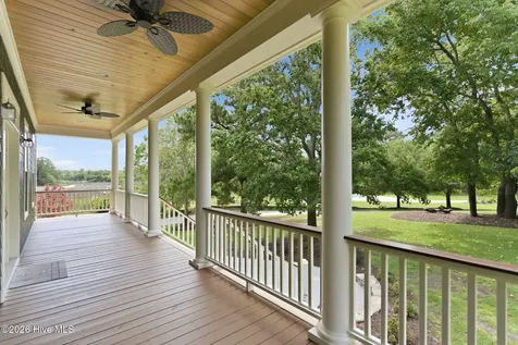 294 Crane Pointe Hampstead NC 28443