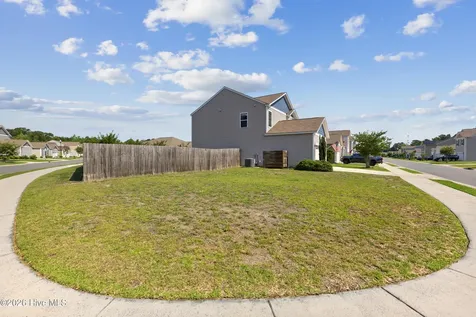 9741 Woodriff Circle NE Leland NC 28451