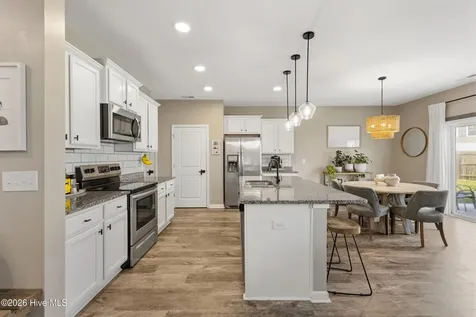 9741 Woodriff Circle NE Leland NC 28451