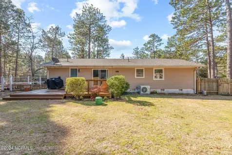 620 E New England Avenue Pinebluff NC 28373