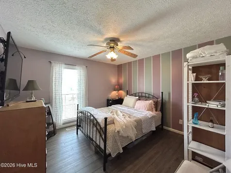 204 Hudson Lane Jacksonville NC 28540