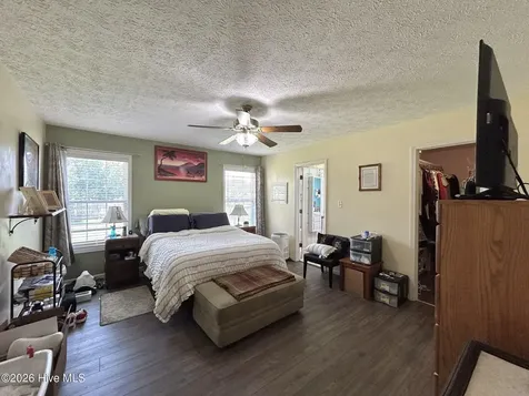 204 Hudson Lane Jacksonville NC 28540