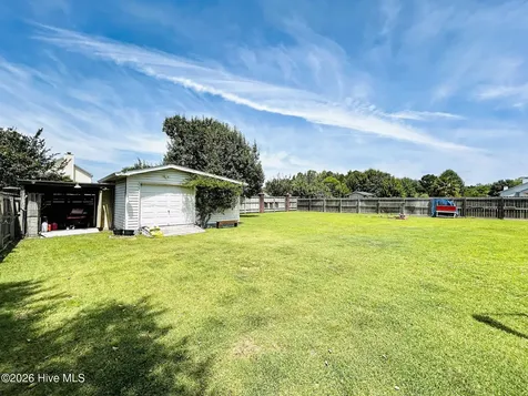 204 Hudson Lane Jacksonville NC 28540
