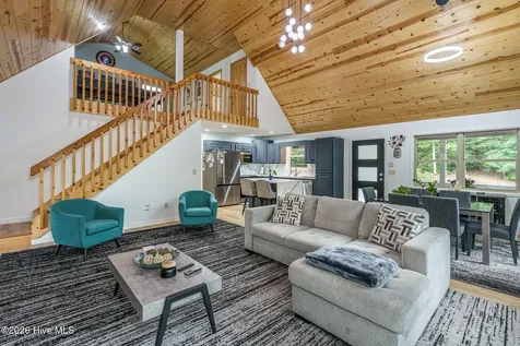 135 Heritage Trail Brasstown NC 28902