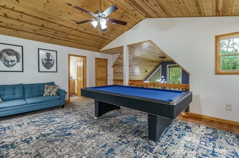 135 Heritage Trail Brasstown NC 28902