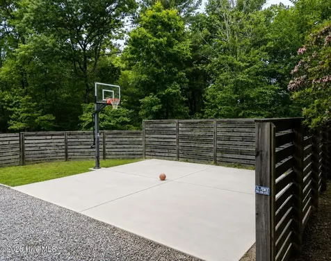 135 Heritage Trail Brasstown NC 28902