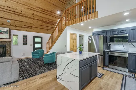 135 Heritage Trail Brasstown NC 28902