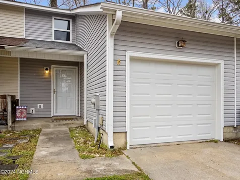4 S Onsville Place Jacksonville NC 28546