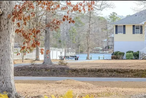 801 Sawmill Landing Road Bath NC 27808