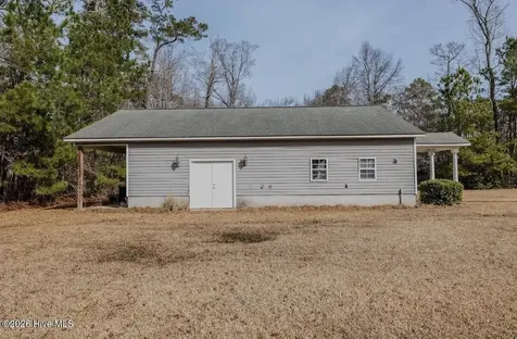 801 Sawmill Landing Road Bath NC 27808