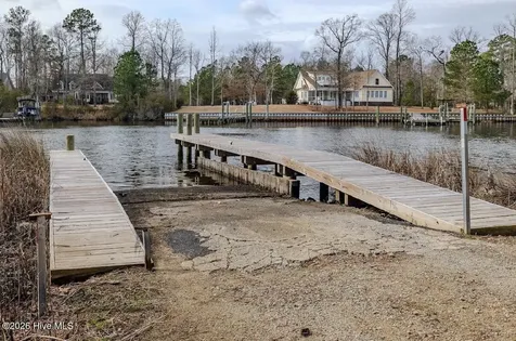 801 Sawmill Landing Road Bath NC 27808
