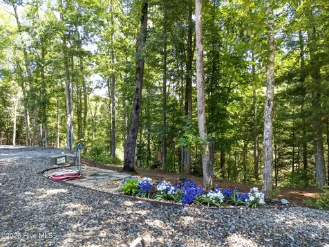 1198 Nature Valley Trail Murphy NC 28906