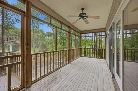 134 W Dowry Creek Belhaven NC 27810