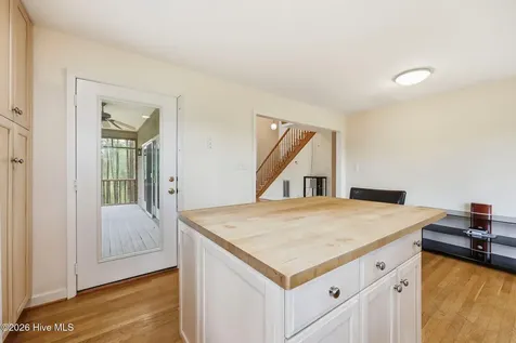 134 W Dowry Creek Belhaven NC 27810
