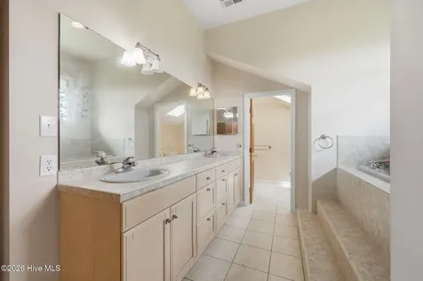 134 W Dowry Creek Belhaven NC 27810