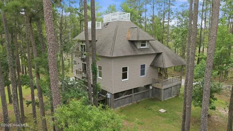 134 W Dowry Creek Belhaven NC 27810