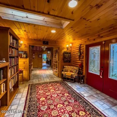 496 Holloway Road Robbinsville NC 28771