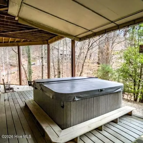 496 Holloway Road Robbinsville NC 28771