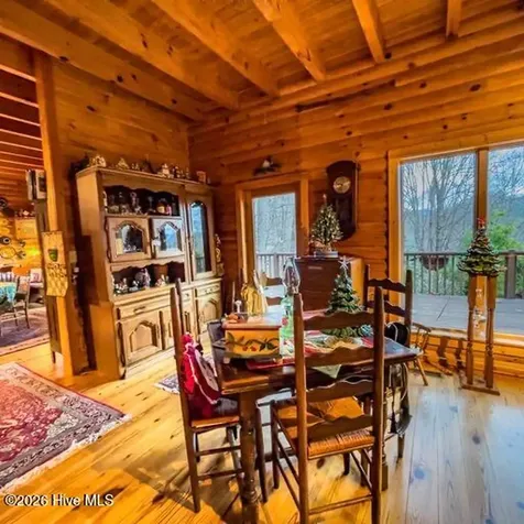 496 Holloway Road Robbinsville NC 28771
