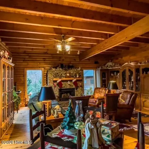 496 Holloway Road Robbinsville NC 28771