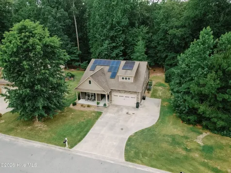 377 Victoria Drive Chocowinity NC 27817