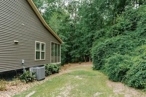 377 Victoria Drive Chocowinity NC 27817