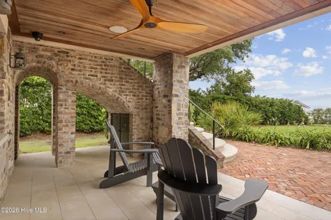 407 Bradley Creek Point Road Wilmington NC 28403