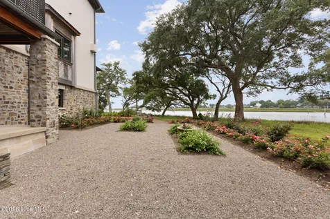 407 Bradley Creek Point Road Wilmington NC 28403