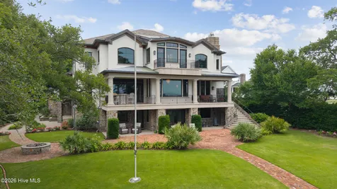 407 Bradley Creek Point Road Wilmington NC 28403