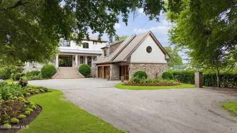 407 Bradley Creek Point Road Wilmington NC 28403
