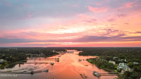 407 Bradley Creek Point Road Wilmington NC 28403