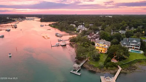 407 Bradley Creek Point Road Wilmington NC 28403