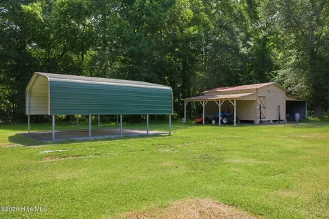 101 Nevil Creek Road Blounts Creek NC 27814