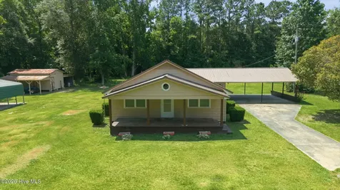 101 Nevil Creek Road Blounts Creek NC 27814