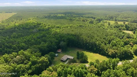 101 Nevil Creek Road Blounts Creek NC 27814