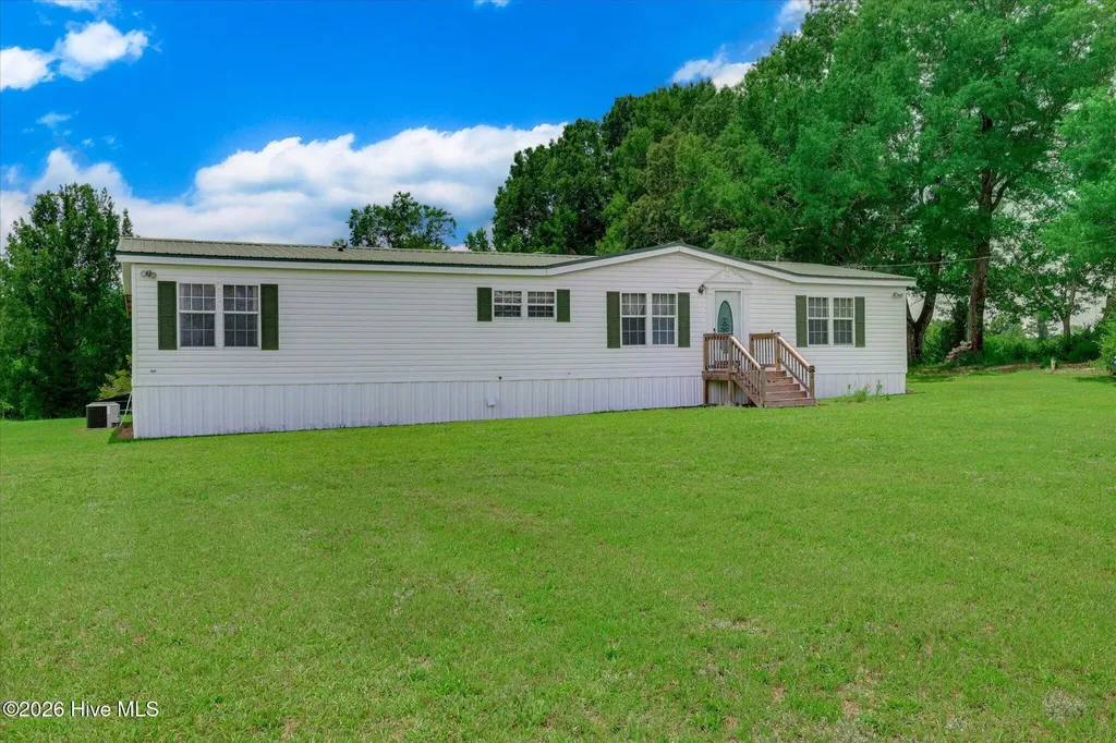 1893 Georgia 171 N Louisville GA 30434