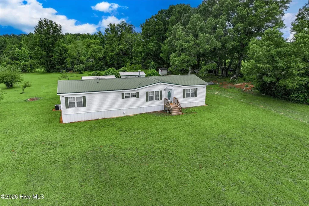 1893 Georgia 171 N Louisville GA 30434