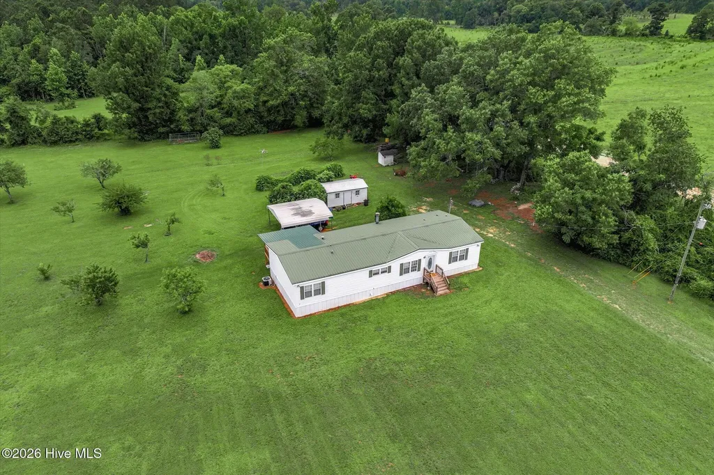 1893 Georgia 171 N Louisville GA 30434