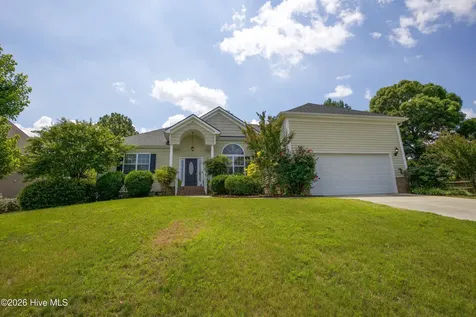 34 Princess Gate Drive Whispering Pines NC 28327