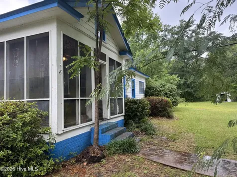 147 Gibbons Street Hamlet NC 28345