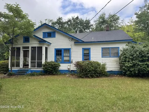 147 Gibbons Street Hamlet NC 28345