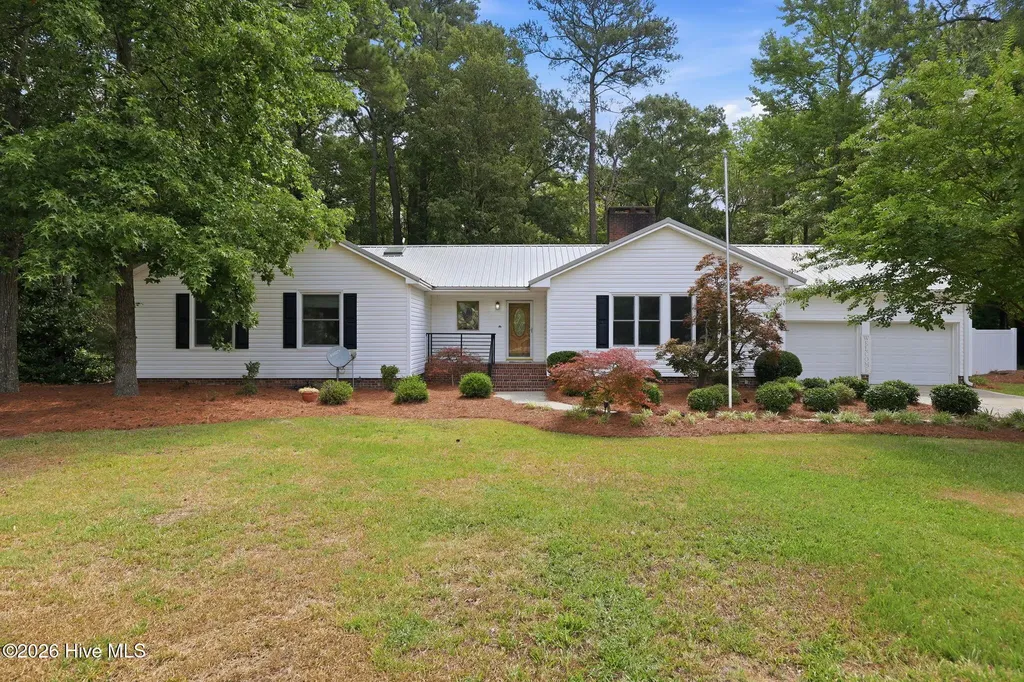 4393 Frog Level Road Winterville NC 28590