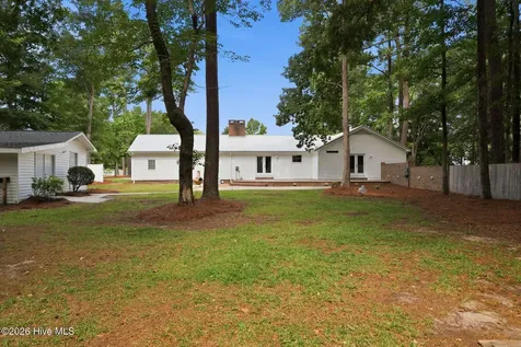4393 Frog Level Road Winterville NC 28590