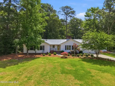 4393 Frog Level Road Winterville NC 28590