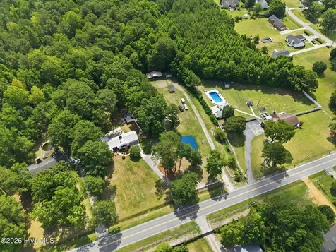 4393 Frog Level Road Winterville NC 28590