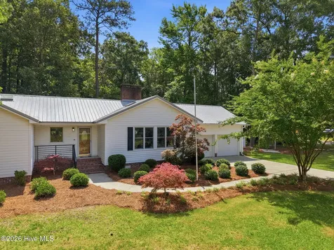 4393 Frog Level Road Winterville NC 28590